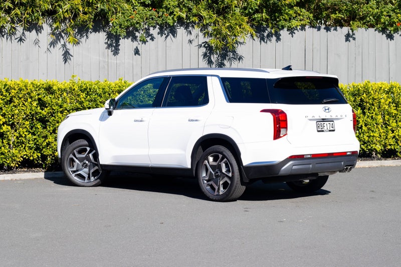 2025 Hyundai Palisade 2.2D Elite AWD 8S image 3