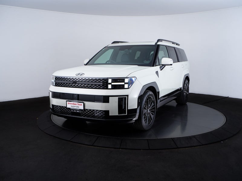 2025 Hyundai Santa Fe 1.6T Hybrid Calligraphy AWD image 3