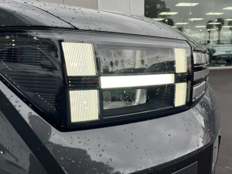 2025 Hyundai Santa Fe Active 1.6T Hybrid image 3