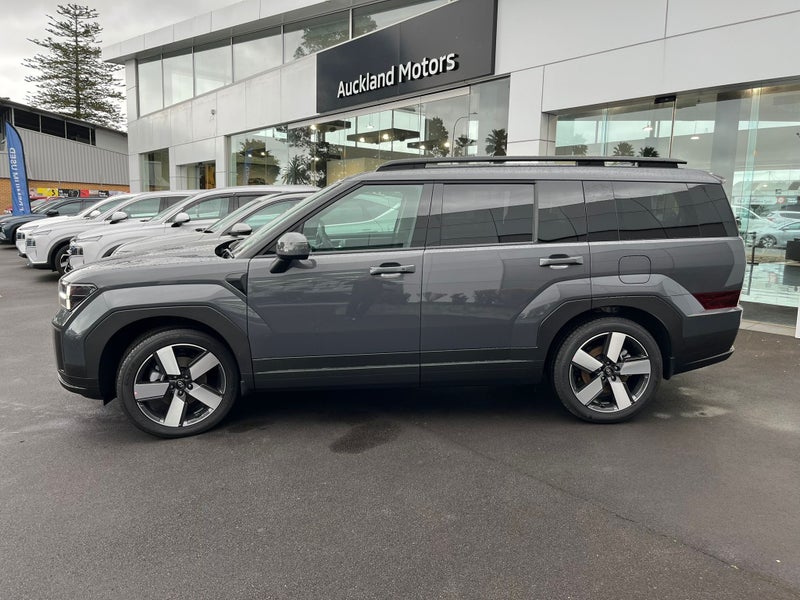 2025 Hyundai Santa Fe Active 1.6T Hybrid image 5