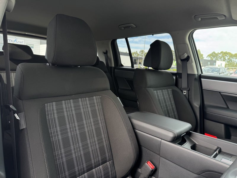 2025 Hyundai Santa Fe Active 1.6T Hybrid - BRAN... image 5