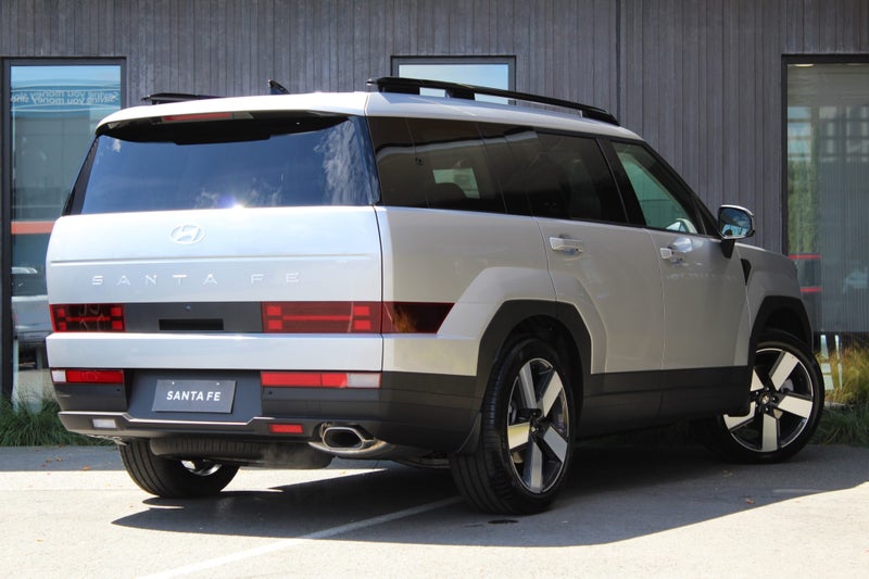 2025 Hyundai Santa Fe Elite 2.5T Awd 2.5Pt image 3