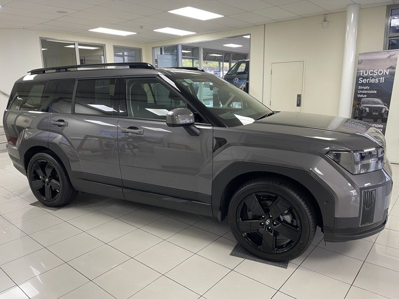 2025 Hyundai Santa Fe LIMITED 1.6T HYBRID image 3