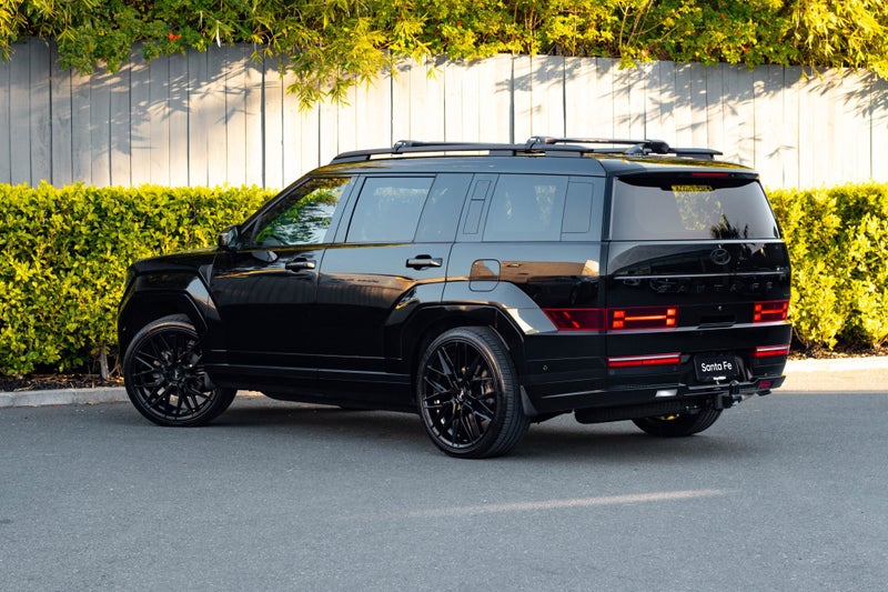 2025 Hyundai Santa Fe MX5 Calligraphy HEV7S image 3