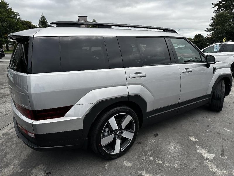 2025 Hyundai Santa Fe MX5 Elite HEV7S image 5