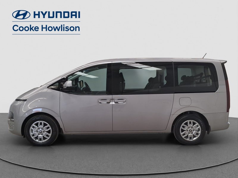 2025 Hyundai Staria 2.2D 8S image 4