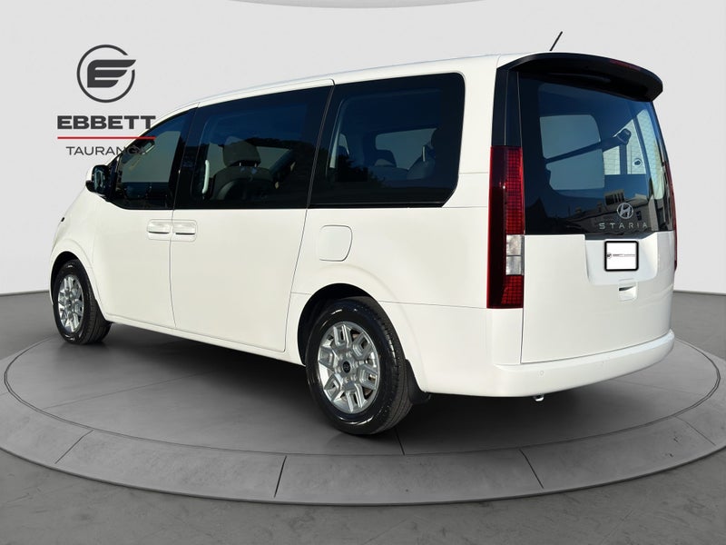 2025 Hyundai Staria 8 SEATER - TWIN SLIDING DOORS image 2