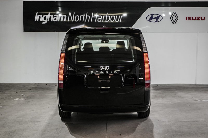 2025 Hyundai Staria LIMITED 2.2DT/4WD image 5
