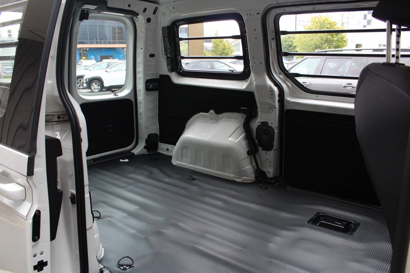 2025 Hyundai Staria Load 2.2Dt/8At image 5