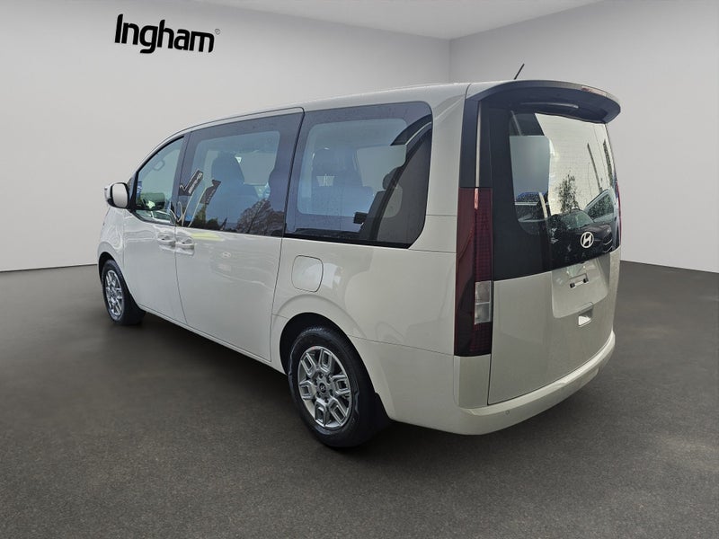 2025 Hyundai Staria Passenger 8 Seater 2.2DT/8AT image 4
