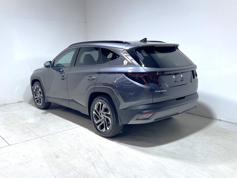 2025 Hyundai Tucson 1.6T AWD HEV Limited Series II image 5