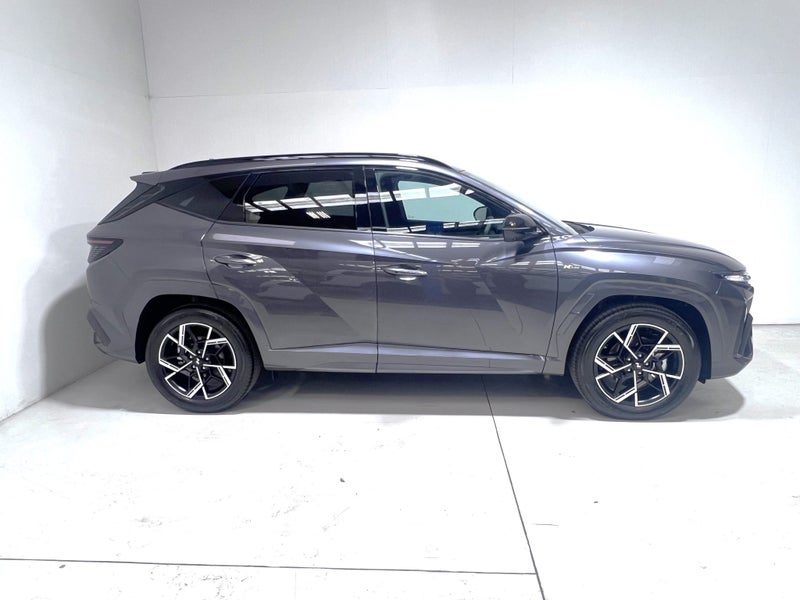 2025 Hyundai Tucson 1.6T AWD HEV N-Line Limited... image 3