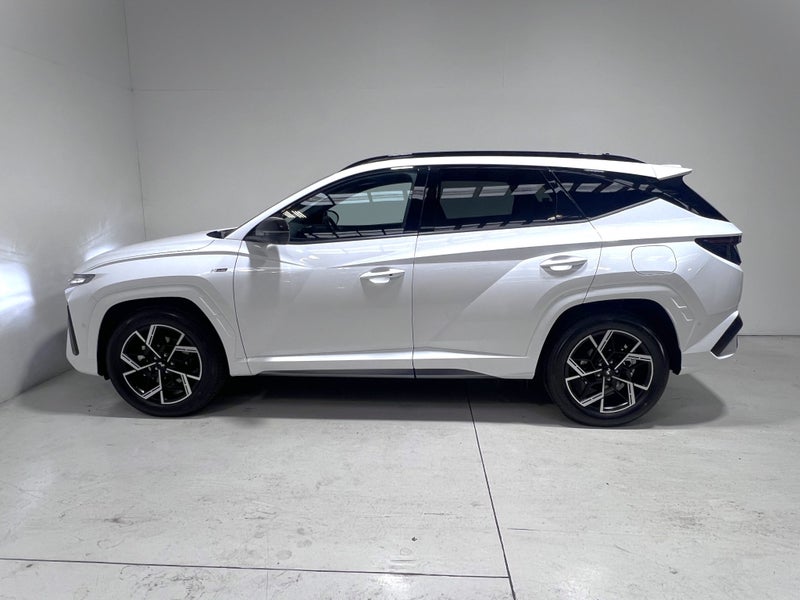 2025 Hyundai Tucson 1.6T AWD HEV N-Line Limited... image 4