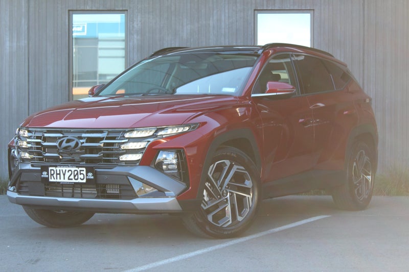 2025 Hyundai Tucson 1.6T Hev Limited Awd image 2