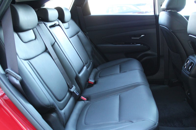 2025 Hyundai Tucson 1.6T Hev Limited Awd image 5