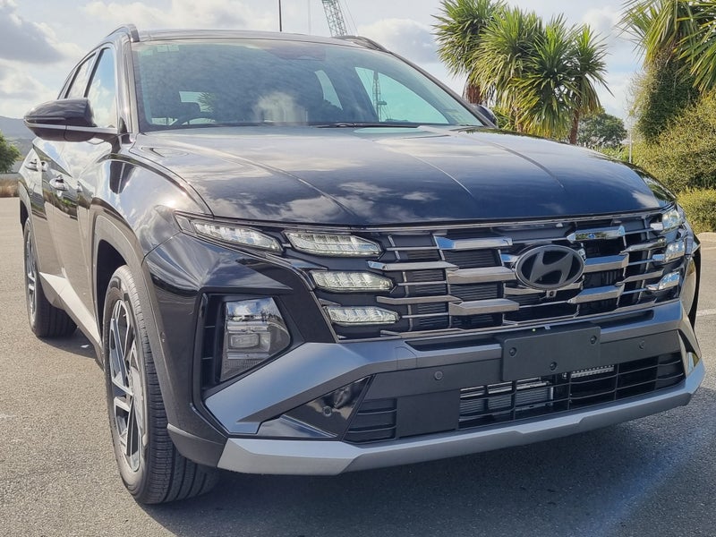 2025 Hyundai Tucson 1.6T Hev Limited AWD image 5