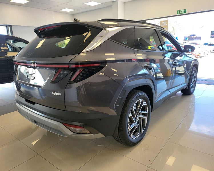 2025 Hyundai Tucson 1.6T HEV Limited AWD image 3