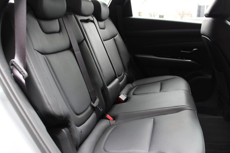 2025 Hyundai Tucson 1.6T Hev Limited Awd image 5