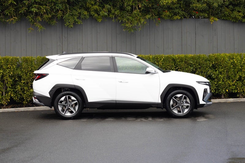 2025 Hyundai Tucson 2WD Hybrid Active 6AT image 2