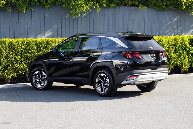 2025 Hyundai Tucson 2WD Hybrid Active 6AT image 3