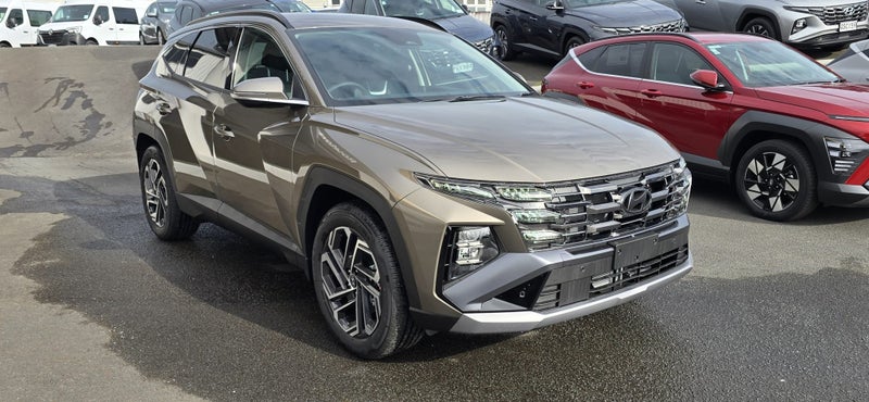 2025 Hyundai Tucson Hybrid Elite image 3