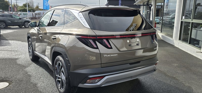 2025 Hyundai Tucson Hybrid Elite image 5