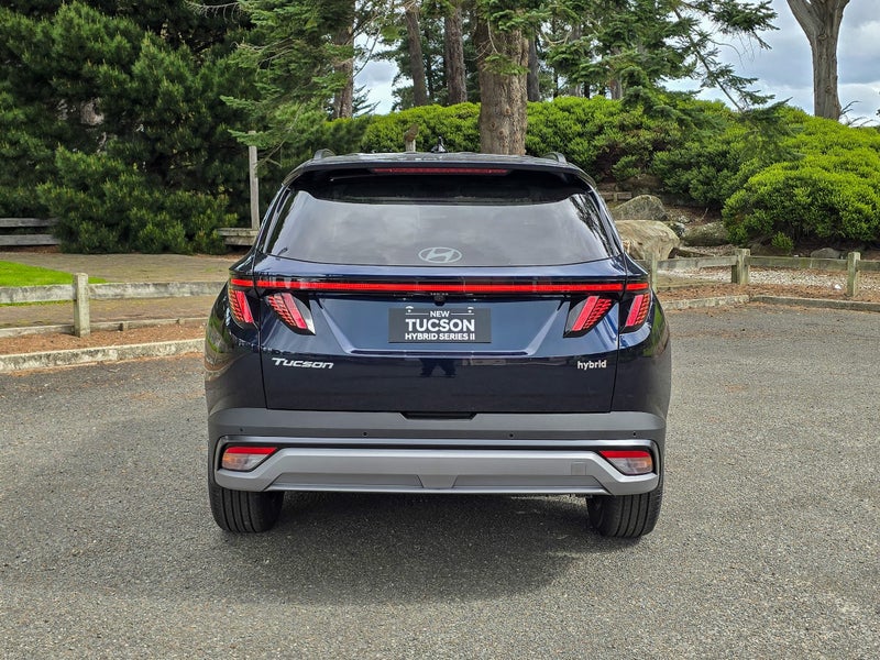 2025 Hyundai Tucson Hybrid Elite image 4