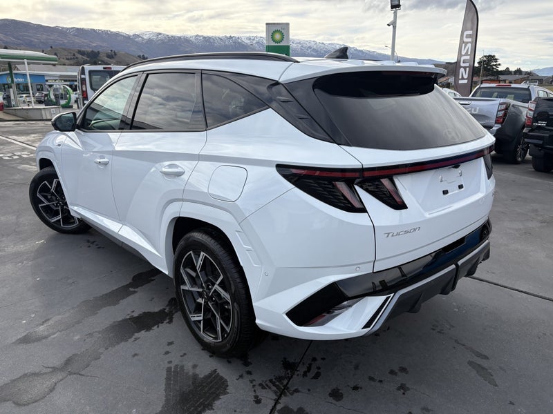 2025 Hyundai Tucson Hybrid Limited N-Line AWD image 5
