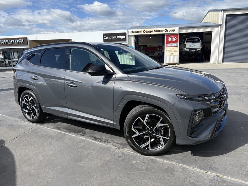 2025 Hyundai Tucson Hybrid Limited N Line SUV 1... image 2