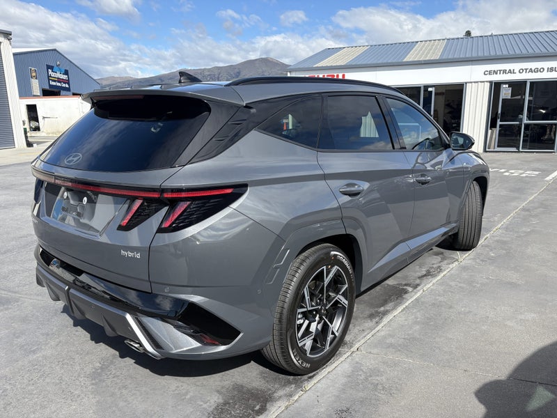 2025 Hyundai Tucson Hybrid Limited N Line SUV 1... image 3