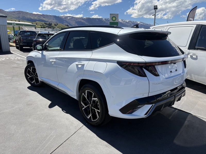 2025 Hyundai Tucson Hybrid Limited N Line SUV 1... image 5