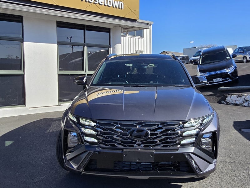 2025 Hyundai Tucson Limited N-Line Hybrid AWD image 2