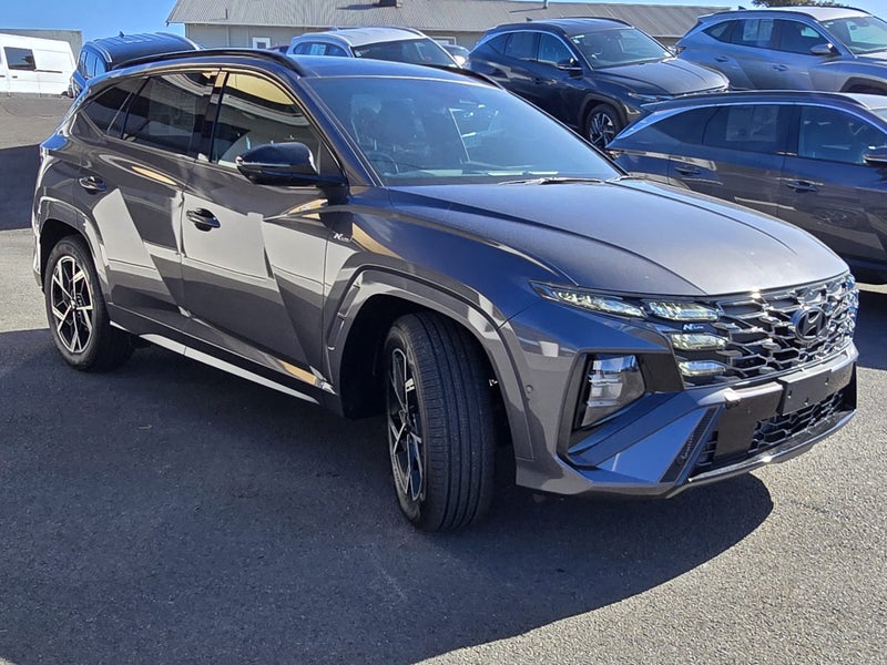 2025 Hyundai Tucson Limited N-Line Hybrid AWD image 3