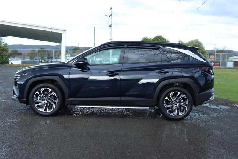 2025 Hyundai Tucson NX-4 Series 2 Hybrid Elite... image 3