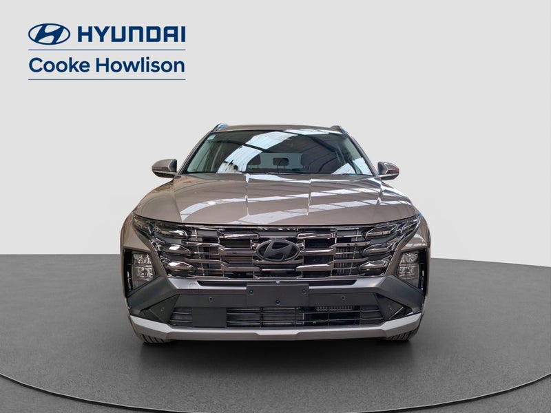 2025 Hyundai Tucson NX4 Elite AWD HEV image 2