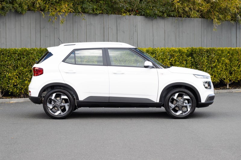 2025 Hyundai Venue 1.6 A6 image 2