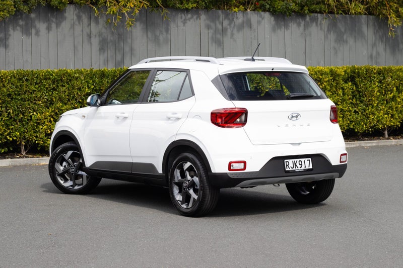 2025 Hyundai Venue 1.6 A6 image 3