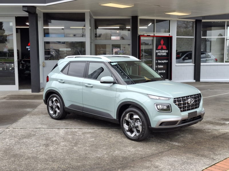 2025 Hyundai Venue Elite 1.6P/6At - image 1