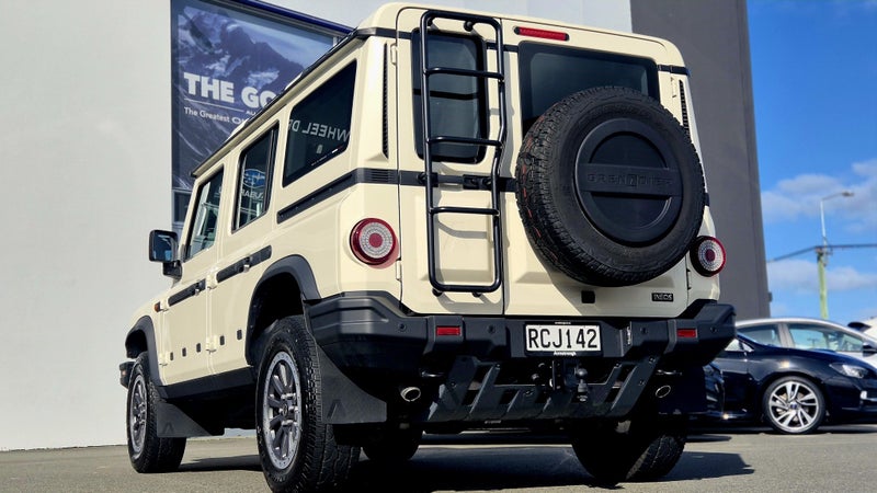 2025 INEOS Grenadier FIELDMASTER 3.0 DIESEL 4WD image 5