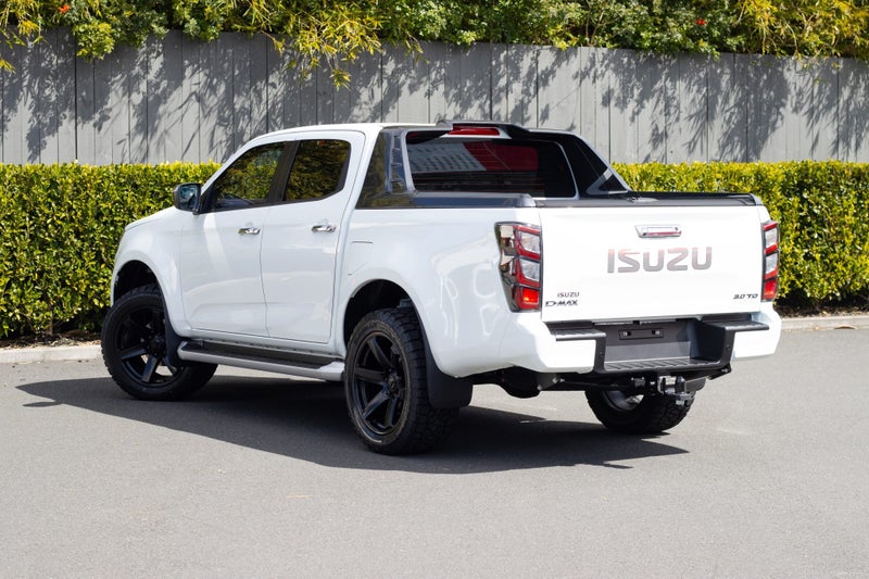 2025 Isuzu D-Max LS 2WD Auto DC image 3
