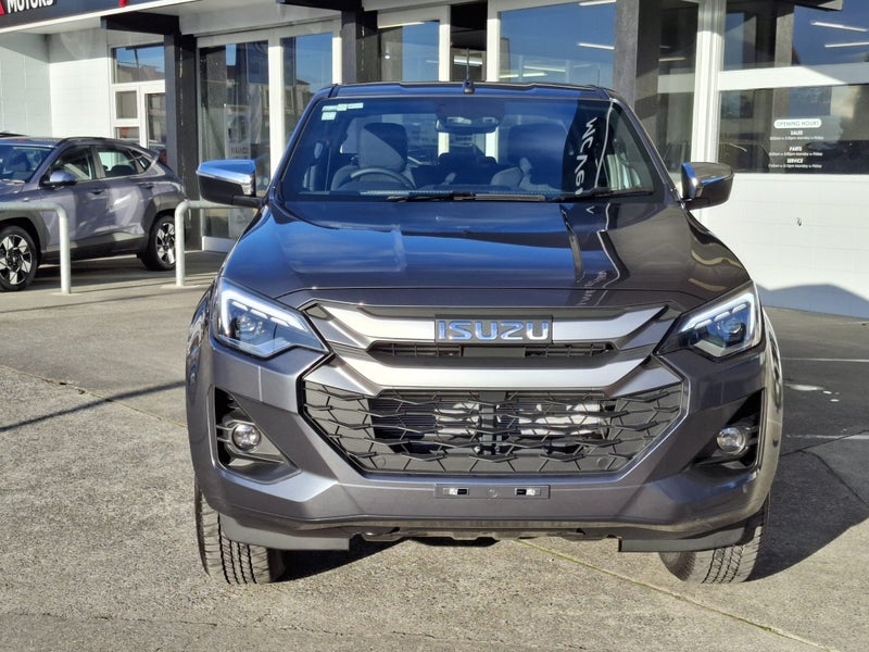 2025 Isuzu D-Max LS 2WD - Available for immedia... image 2
