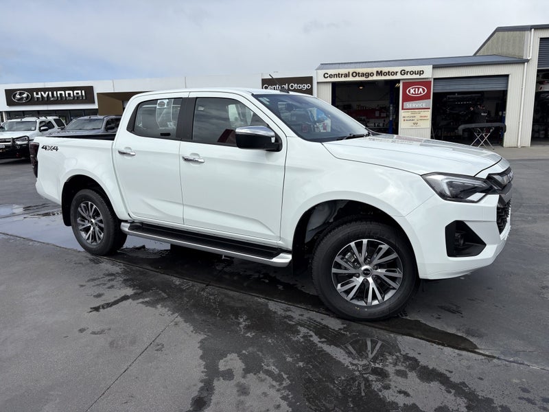 2025 Isuzu D-Max LS Auto 4x4 DC image 2