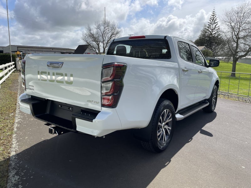 2025 Isuzu D-Max LS D/C 3.0D 4x2 6AT MY25 image 4