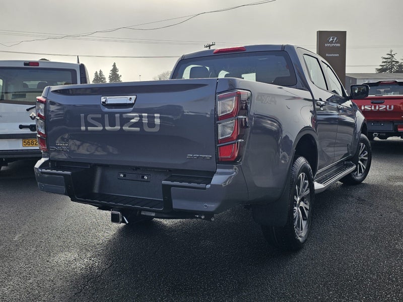 2025 Isuzu D-Max LS D/Cab 4WD image 3