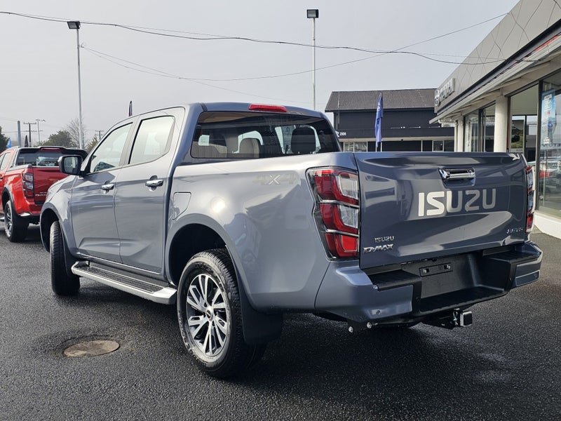 2025 Isuzu D-Max LS D/Cab 4WD image 4