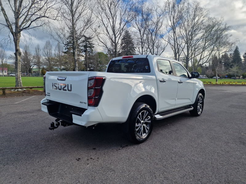 2025 Isuzu D-Max Ls Double Cab 2WD image 5