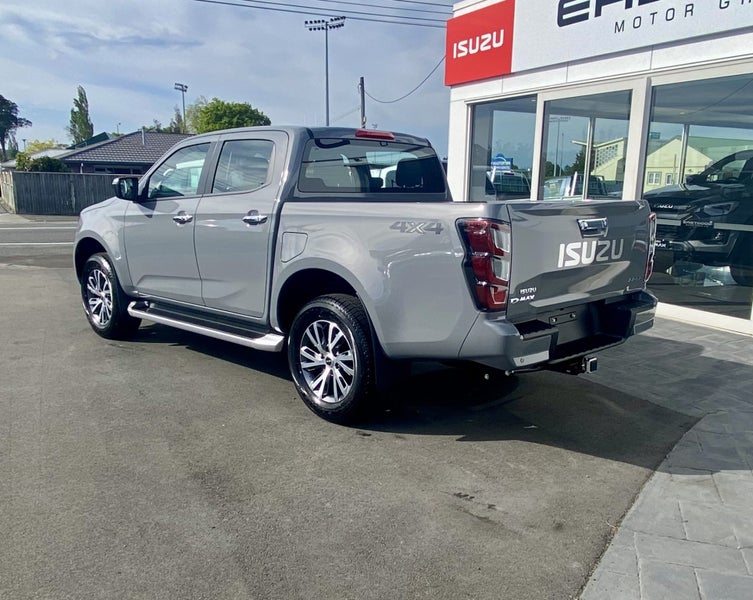 2025 Isuzu D-Max LS Double Cab 3.0D 4x4 image 3