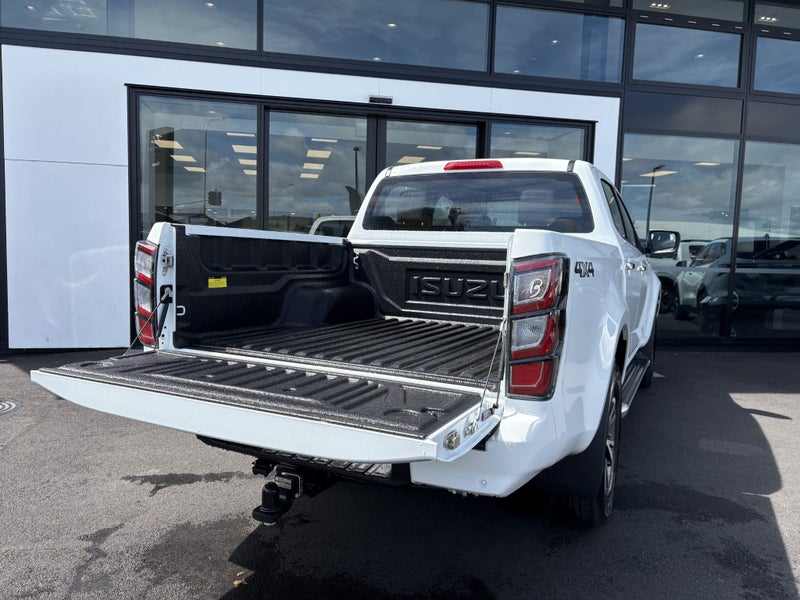 2025 Isuzu D-Max LS DOUBLE CAB 4WD image 4