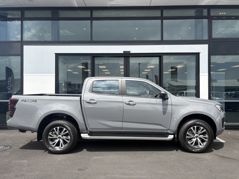 2025 Isuzu D-Max LS DOUBLE CAB 4WD image 3