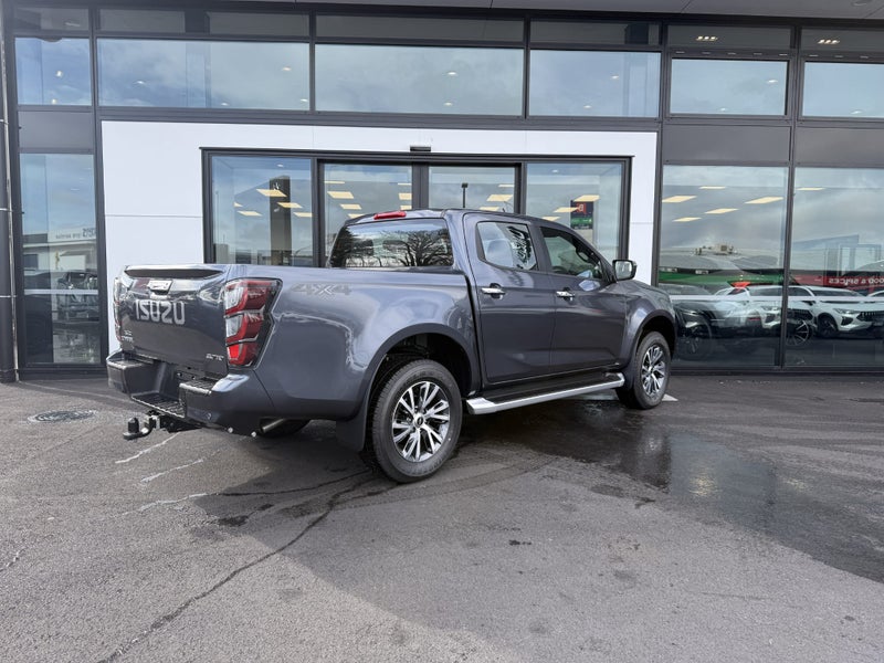 2025 Isuzu D-Max LS DOUBLE CAB 4WD F/ image 3